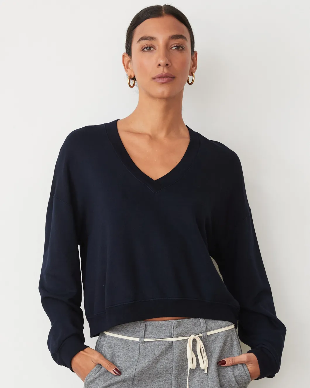MONROW Softfleece Crop V Neck Sweatshirt DARKNAVY Cheap