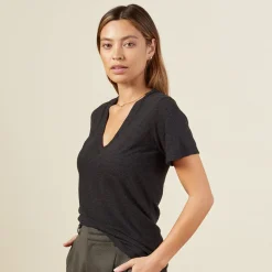 MONROW Texured Tri Blended Fitted V Neck Tee - BLACK Hot